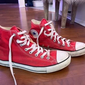 Converse Red High-Tops